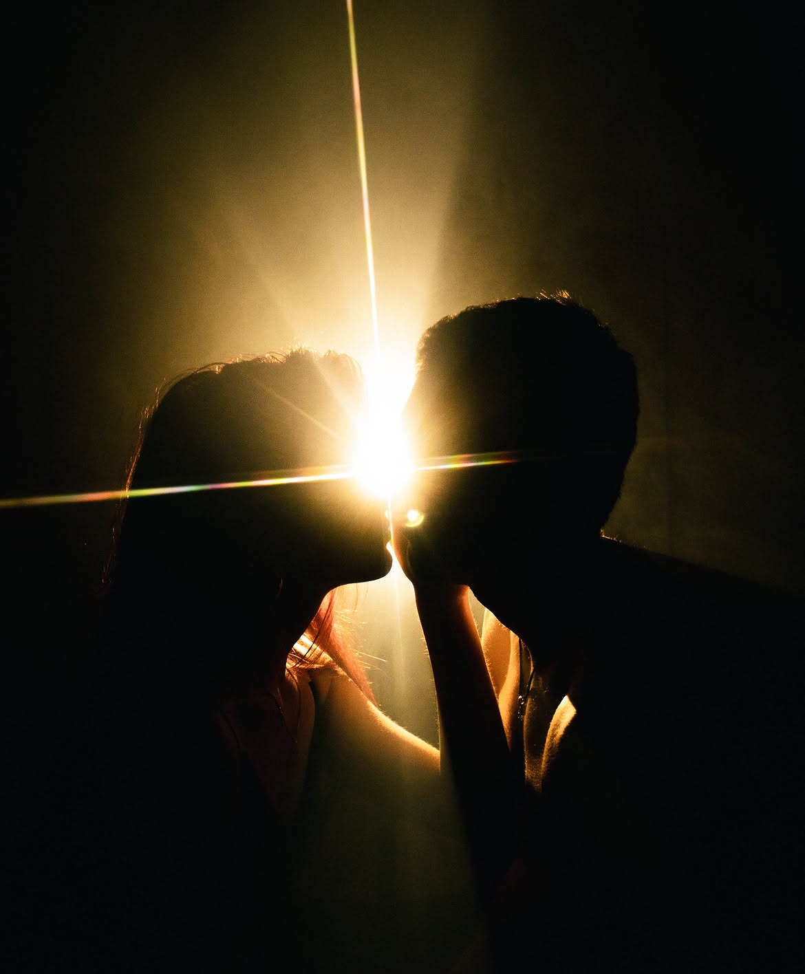 Creator photography lit with THE LIGHTER MAX 3000K